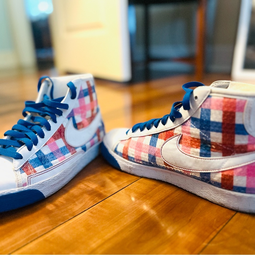 Nike Women's High-Top Sneakers in Blue, Pink, Red, White Plaid - Picture 5 of 16